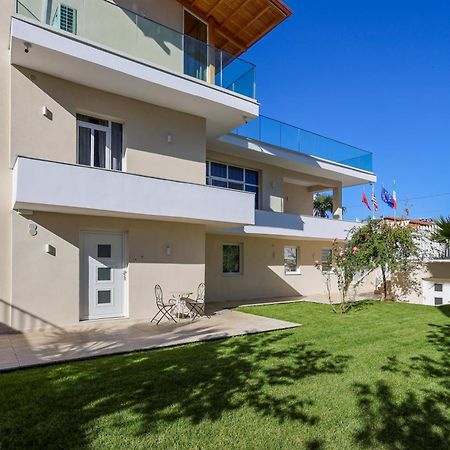 Apartaments Mimani 2 ベラト エクステリア 写真