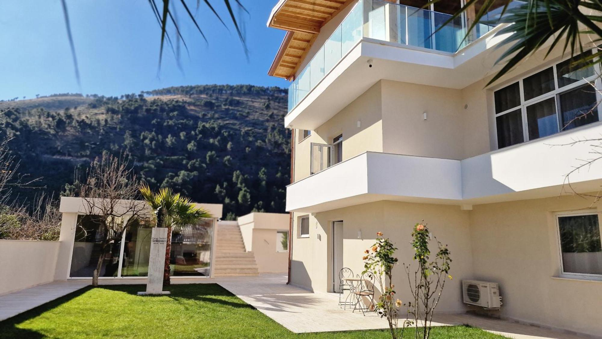 Apartaments Mimani 2 ベラト エクステリア 写真