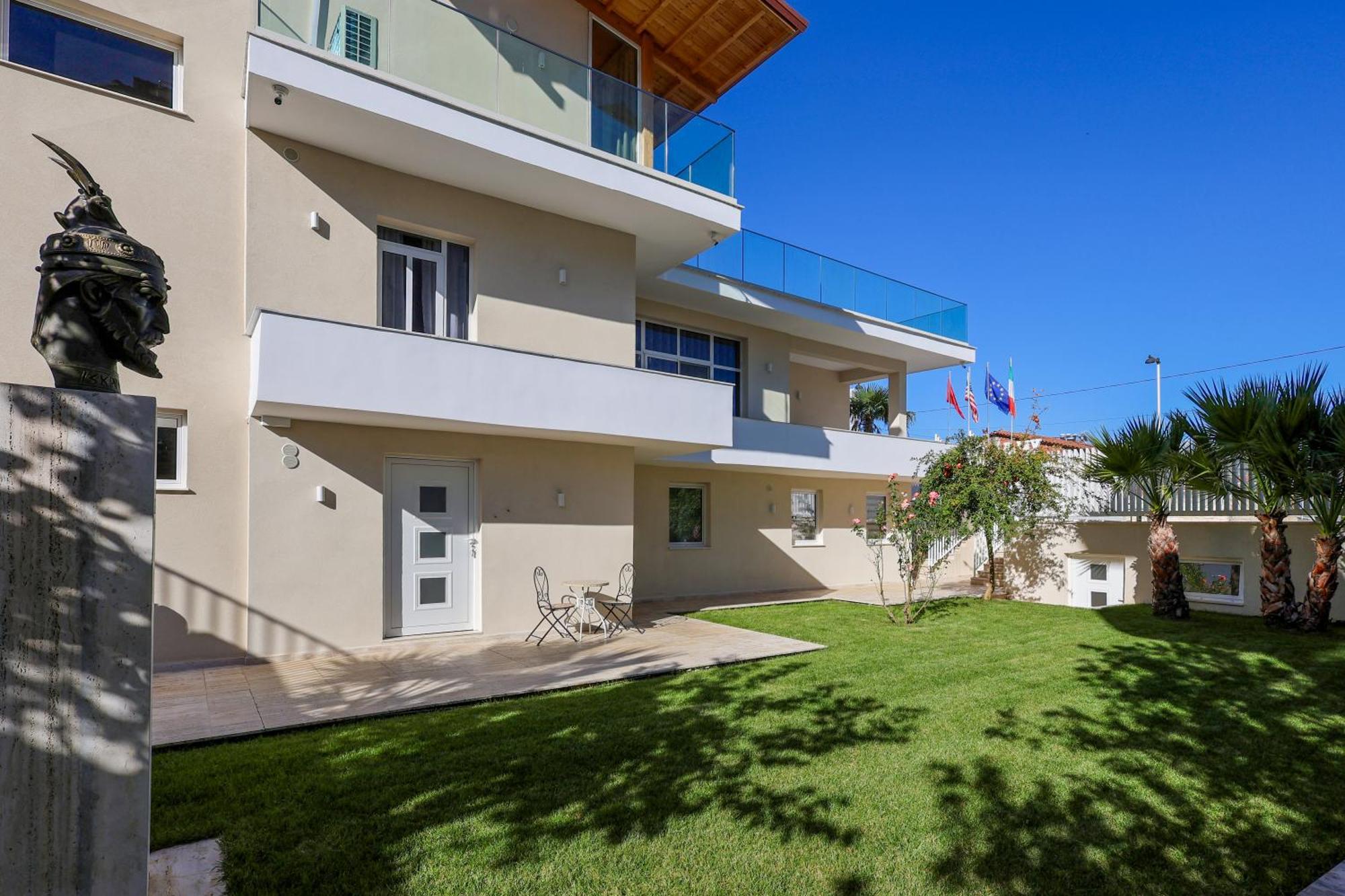 Apartaments Mimani 2 ベラト エクステリア 写真